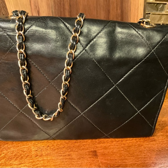 Chanel Black Quilted Leather Chain Bag - Picture 2 of 16